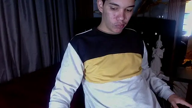 haku_nayro webcam