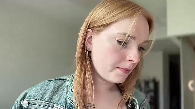 MarianaTease webcam