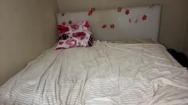 lianalimonli's live room