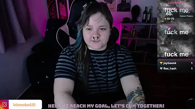 Bdsm_and_fries webcam