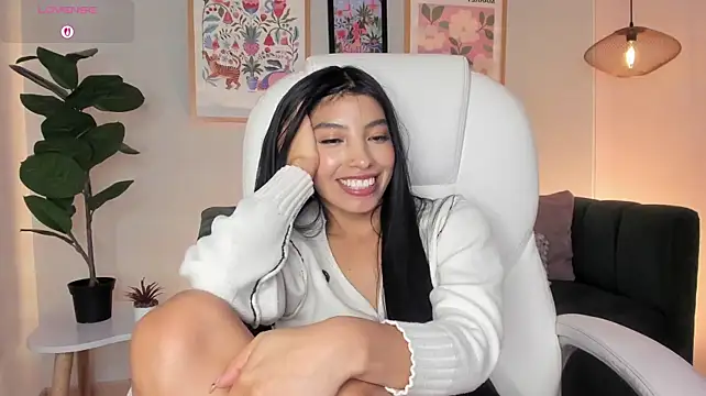 Tiffany_Low 👼 online nude webcam