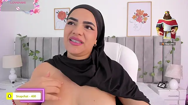 Umarani_ live cam on StripChat