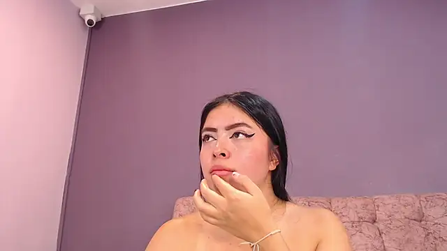 KateWelsin live cam on StripChat