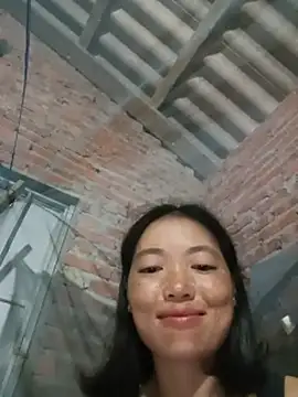 kotaka-shoow live cam on StripChat