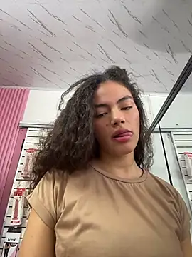 ariferrero live cam on StripChat