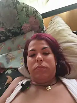 nahara-red live cam on StripChat