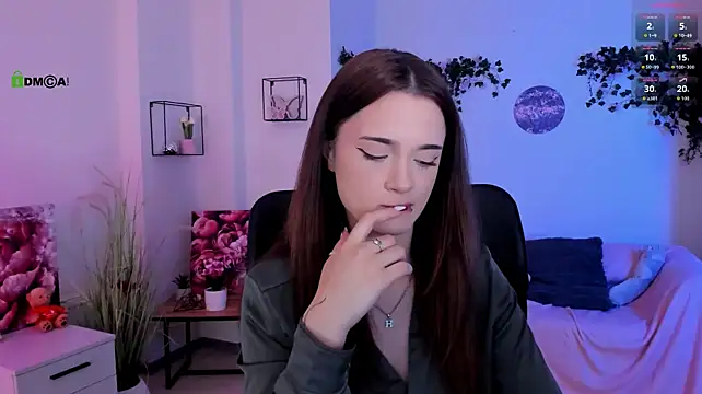 liana_kisses