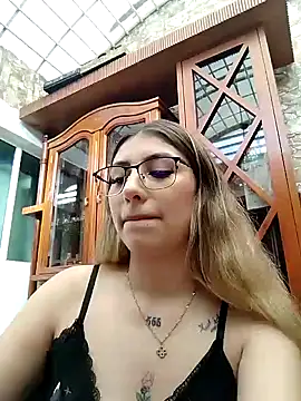 AliceTeenager___