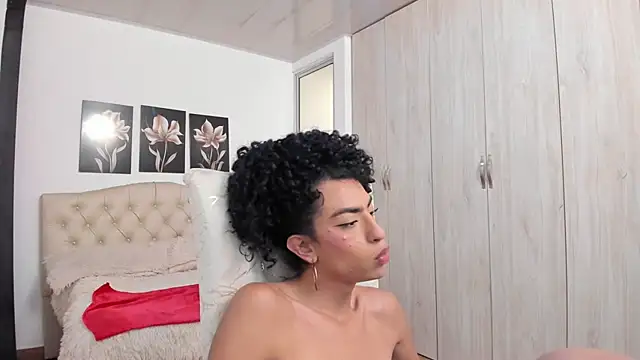 abigail_f00x live cam on StripChat