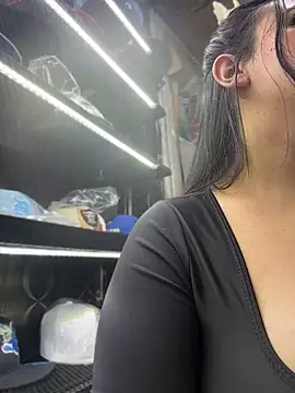 Katti_Barrera webcam