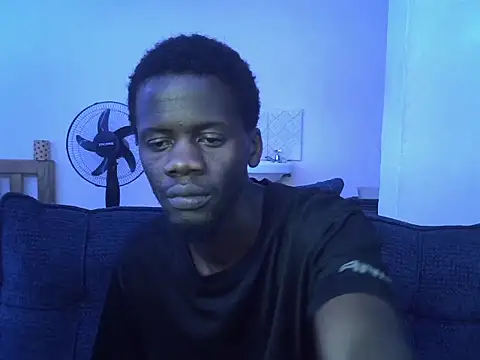 Thee_Biggest webcam