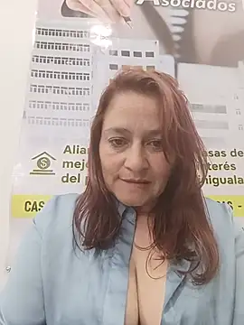 LUISA--30 webcam