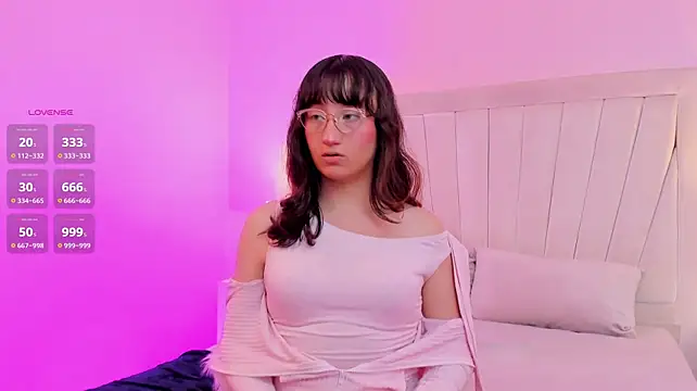 Samantha_Jane7 live cam on StripChat