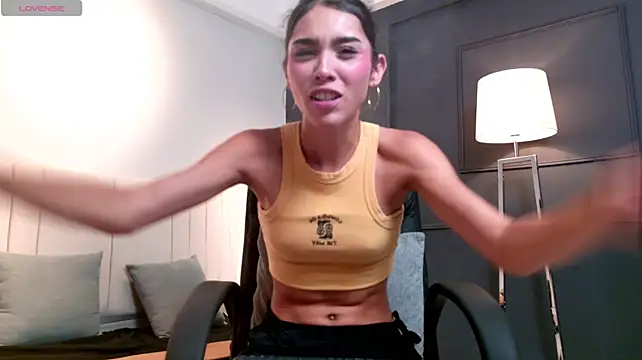 Melodi_moon live cam on StripChat