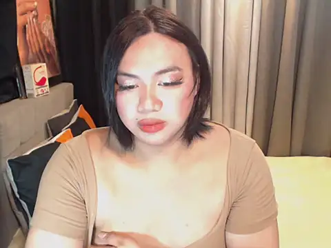 AsianHotPrecious webcam