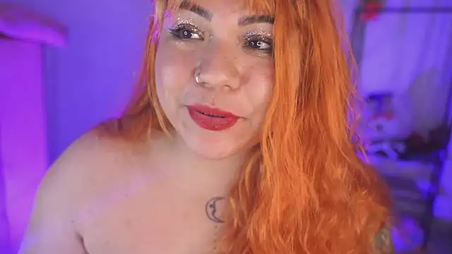 Samanta_Bigboos webcam