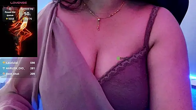 tigress_kashish webcam