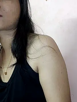 Rayya_4yy webcam