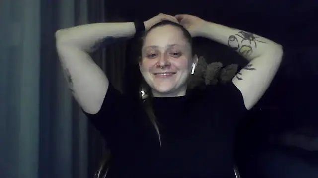 LeaWetGirl webcam