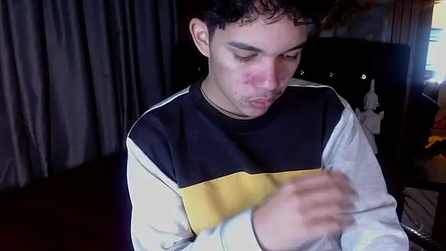 haku_nayro webcam