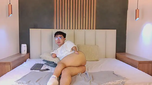 Sam_Velvett webcam