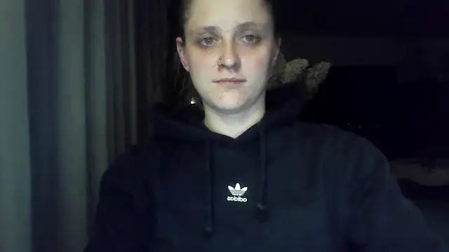 LeaWetGirl webcam