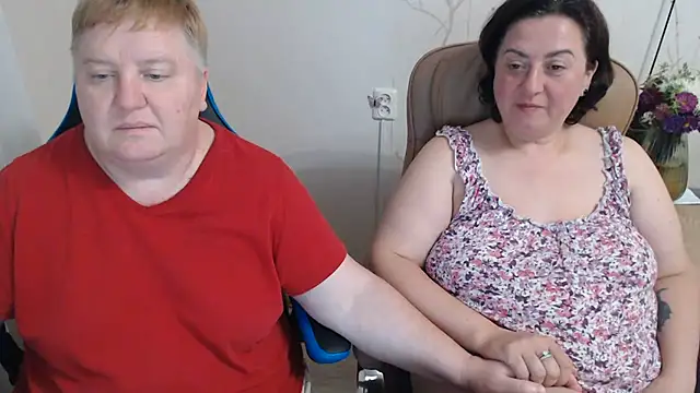 Lindy-Jeanie webcam
