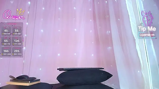 SunnyGilmoree webcam