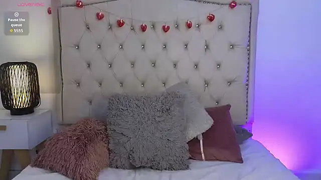 Sofia_Blosom webcam