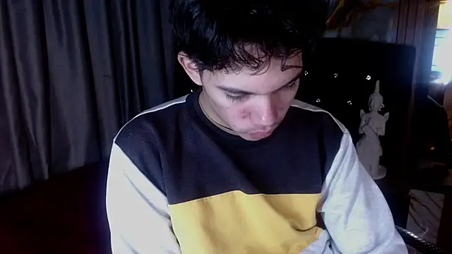 haku_nayro webcam
