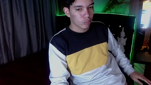 haku_nayro webcam