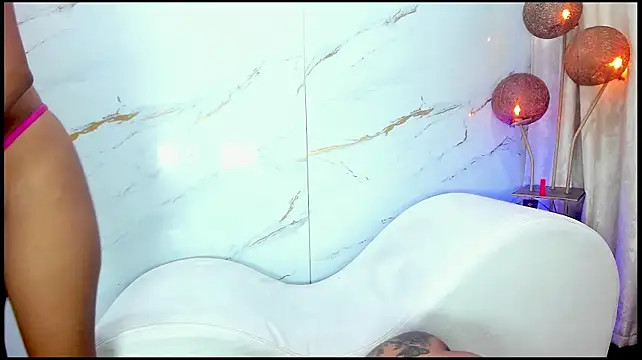 AmazingOrgasm webcam