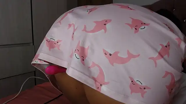 quenn-squirtanal webcam