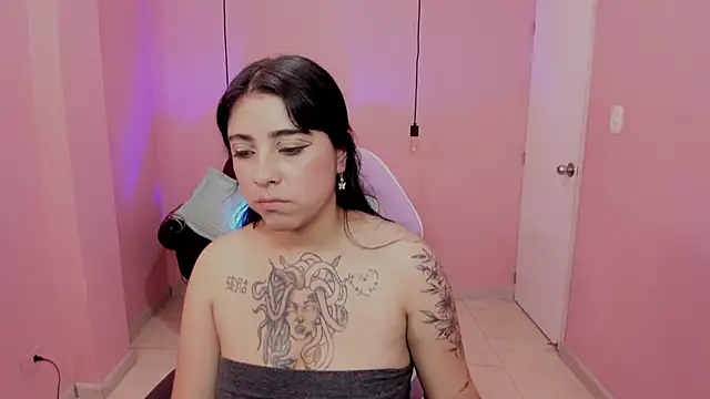 Adri_gomez_x webcam