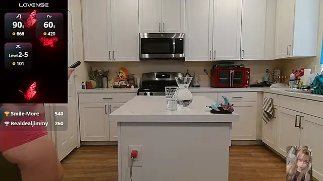 Blondiewithanass