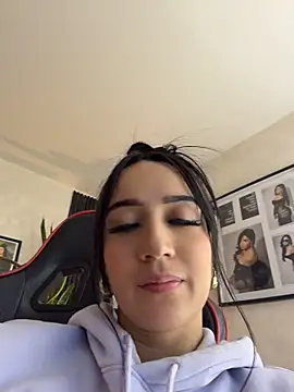 EmmyEvans1 webcam