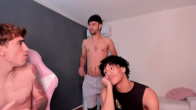 Handsomeboyss19