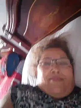 Cessi50 live cam on StripChat