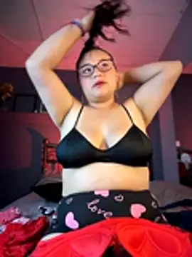LuisAny live cam on StripChat