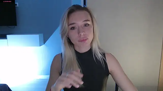 Emily_Hartt