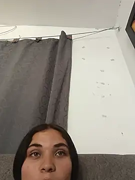 M_aia live cam on StripChat