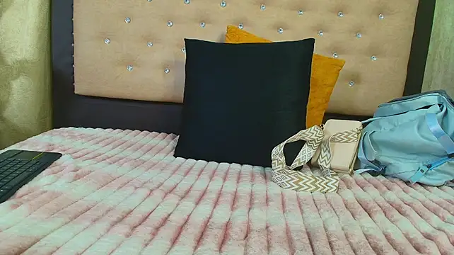Barbie_scarlett