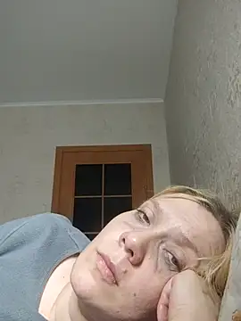 ValerieLUXE webcam