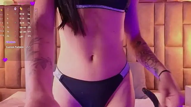 BrianaJhons19 webcam