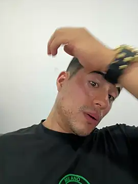 David-latinlover live cam on StripChat