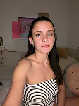 Stella_Rosee webcam