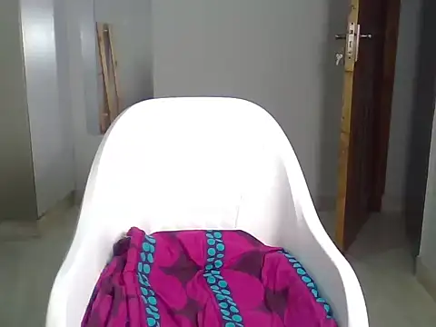 sexxxy_charm webcam