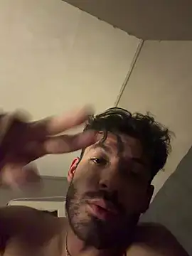 massimobellini live cam on StripChat
