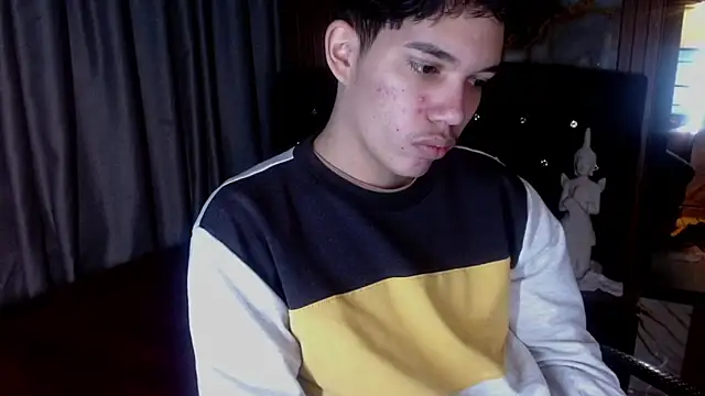 haku_nayro webcam