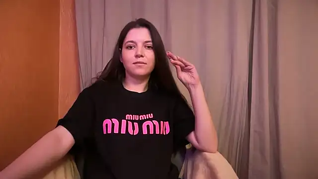 Mila_Mood webcam